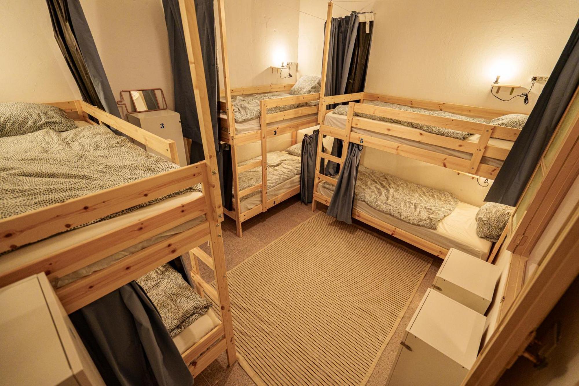 Dona Rose Surf Hostel لاس بالماس دي غران كاناريا المظهر الخارجي الصورة